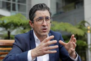 El director del Basque Culinary Center (BCC), Joxe Marí Aizega, habla durante una entrevista con Efe el 13 de julio de 2022, en Bogotá (Colombia). EFE/ Carlos Ortega