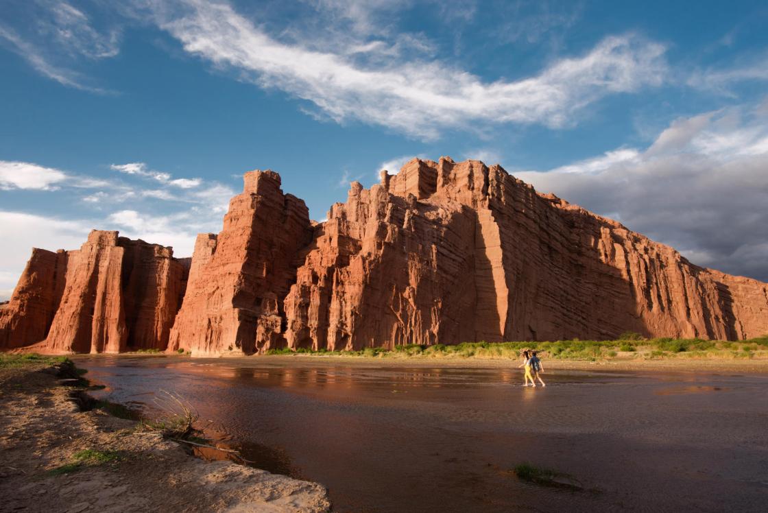 Fotografía cedida por Ruta Natural que muestra Los Castillos de la Quebrada de las Conchas, una de las joyas naturales de la provincia de Salta (Argentina). EFE/ Ruta Natural