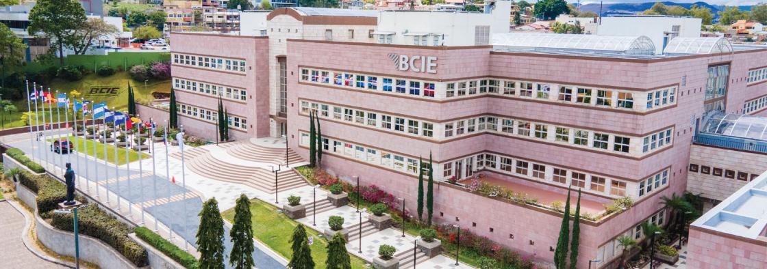 Fotografía cedida por BCIE de su sede el 3 de noviembre de 2023 en Tegucigalpa (Honduras). EFE/ BCIE/ SOLO USO EDITORIAL/ SOLO DISPONIBLE PARA ILUSTRAR LA NOTICIA QUE ACOMPAÑA (CRÉDITO OBLIGATORIO)