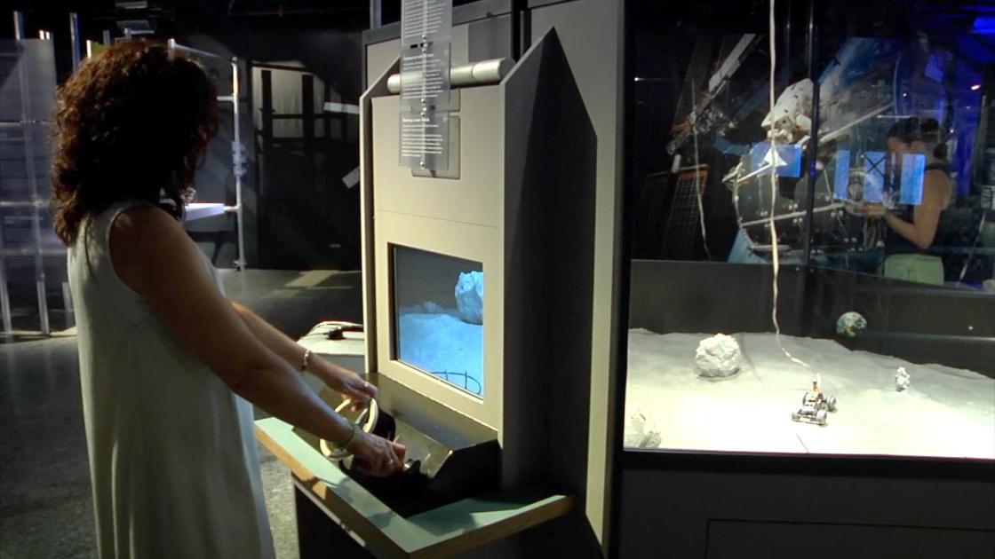 El Museu de les Ciències de Valencia ha inaugurado este jueves ‘Up to Space. Misión espacial’, una muestra interactiva que enseña al público cómo es el día a día de los astronautas. EFE