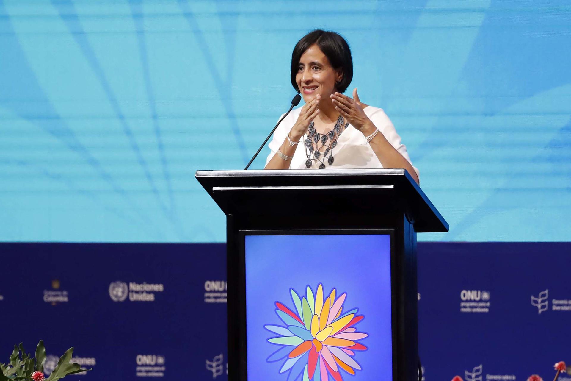La ministra colombiana de Ambiente y Desarrollo Sostenible, Susana Muhamad, habla durante el segmento de alto nivel de la Conferencia de la ONU sobre Biodiversidad Biológica (COP16) en Cali (Colombia). EFE/ Ernesto Guzmán Jr.