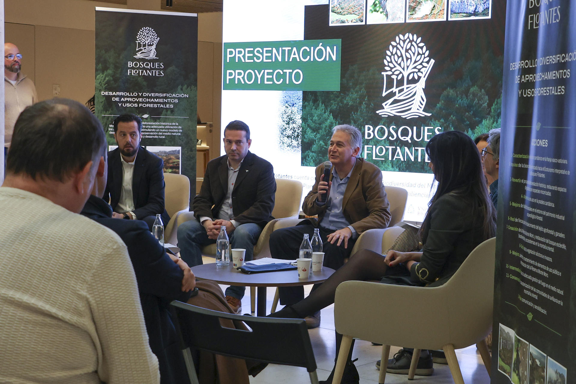 SANTANDER , 10/12/2024.- La Fundación Naturaleza y Hombre va a poner en marcha el proyecto 'Bosques flotantes', para revertir la deforestación histórica que la montaña oriental cantábrica y pasiega sufrió en los siglos XVII y XVIII con la tala de más de 10 millones de árboles destinados a la fabricación de artillería y barcos. EFE/ Celia Agüero