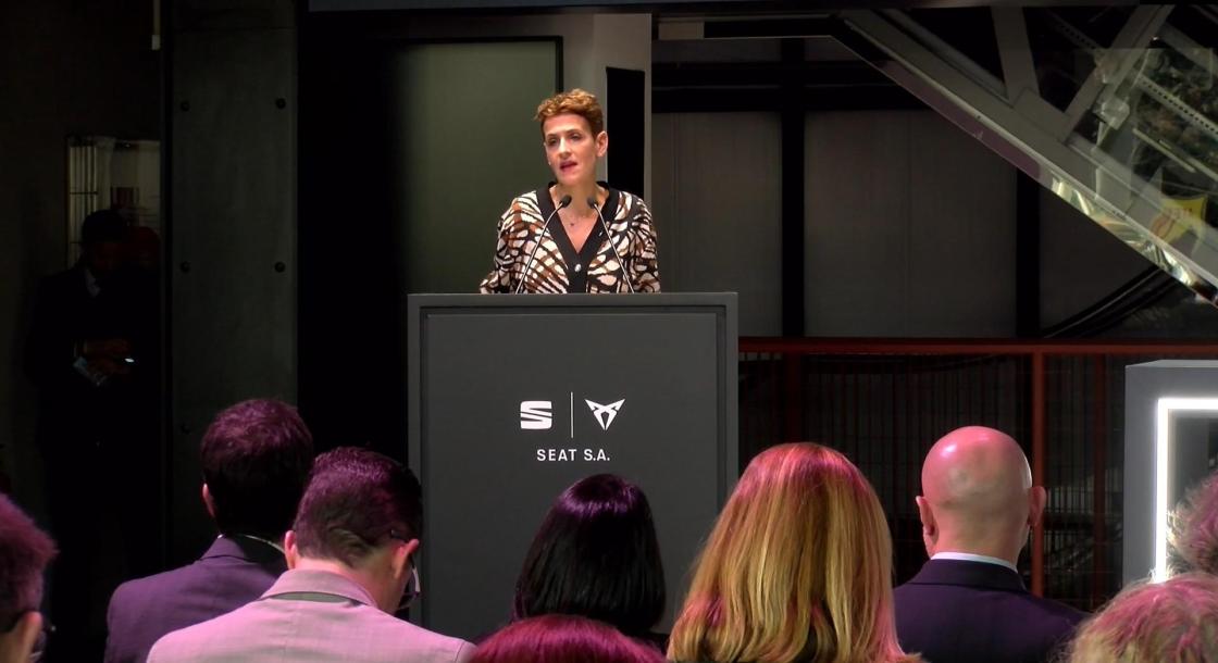 La presidenta del Gobierno de Navarra, María Chivite, durante un evento institucional organizado por el Grupo Volkswagen y Seat para impulsar la movilidad eléctrica en España.EFE
