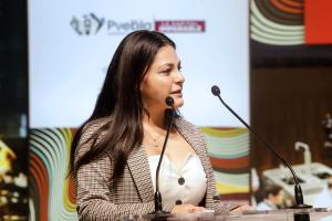 La directora de Latino Gastronómico, Sandra Hernández, habla durante la presentación del primer Congreso y Festival Internacional de Gastronomía Latina, 'Latino Gastronomic' en Puebla (México). EFE/ Hilda Ríos