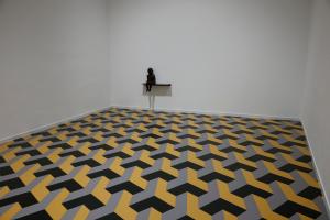 MADRID (ESPAÑA), 16/02/2026.- Vista de la obra 'Tierra Baldía' de Juan Muñoz durante la presentación este lunes de las Colecciones del Museo Reina Sofía: 'Colección. Arte Contemporáneo: 1975-Presente', que cuenta la historia del arte de los últimos 50 años desde España, y con la que se cambia la forma de mostrar los fondos de este museo al público, gracias a un recorrido más accesible, dinámico y didáctico que pone en el centro de la experiencia museística al visitante. EFE/ Chema Moya